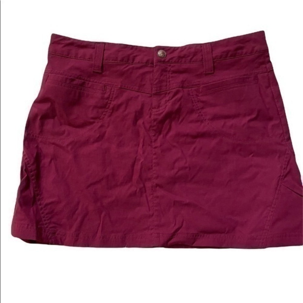 Athleta Purple Cargo Skort Skirt Women 10P
Condition 8.5/10 no flaws